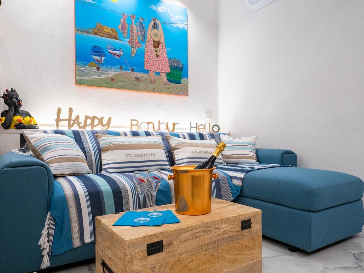 Apartment Clicka&sleep Caracciolo Naples